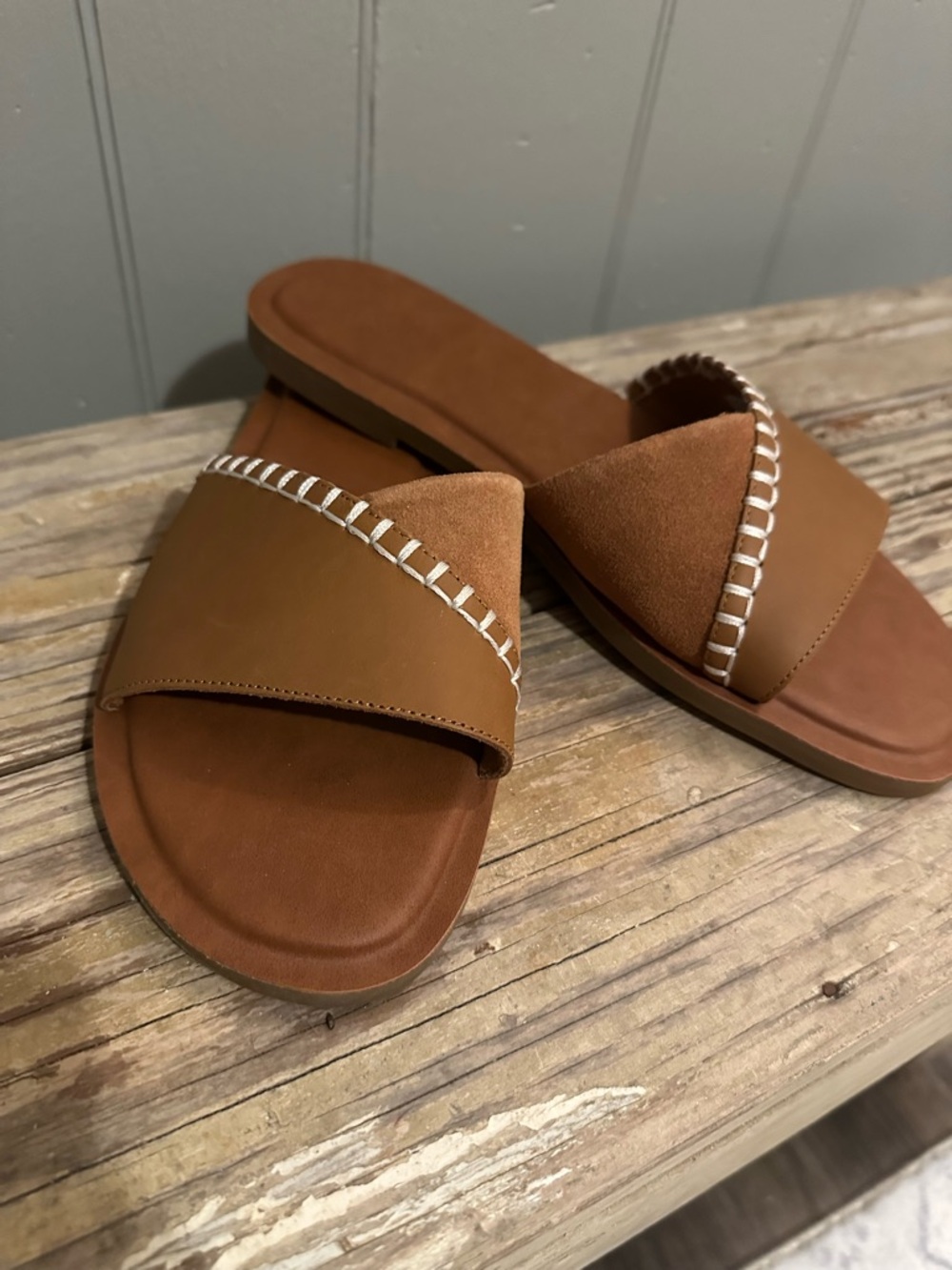 TOMS Shea Leather Slide Sandals Tan NWOT